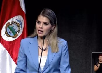 Presidenta de Costa Rica presenta Plan de Desarrollo para reducir la pobreza y el desempleo