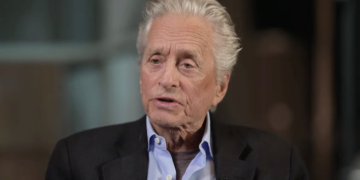 Congreso hondureño condecorará al actor estadounidense Michael Douglas