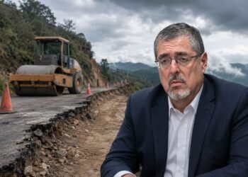 Solo 1 de 13 obras viales está terminada tras dos años y medio de gobierno de Arévalo en Guatemala