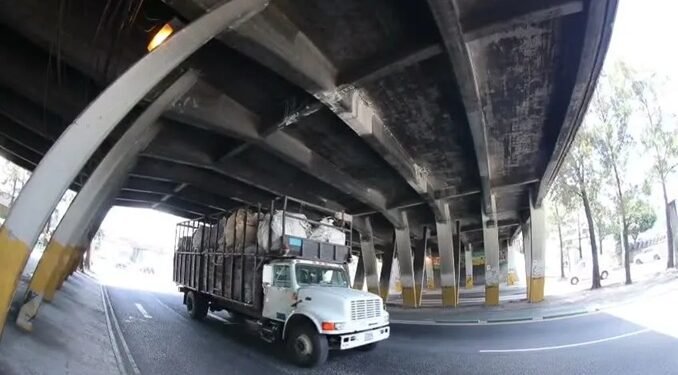 Guatemala restringe transporte pesado por daño severo en puente clave de la capital