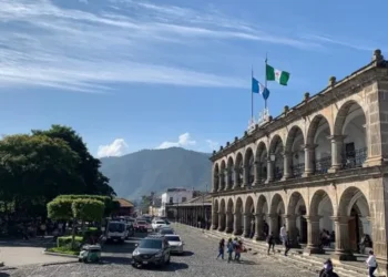 Concejal de Antigua Guatemala denuncia que sistema de videovigilancia es usado para espiar a críticos de la alcaldía