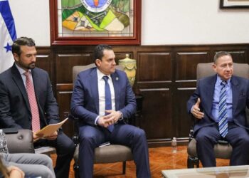 Congreso hondureño crea comisión para rescatar industria camaronera tras ruptura con Taiwán