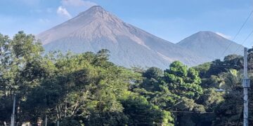 Volcán de Fuego vuelve a su actividad normal tras 50 horas de erupción