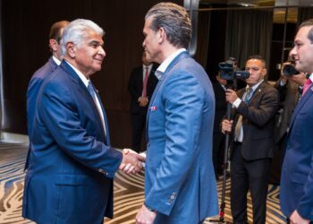 Panamá impulsa una alianza regional contra el narcotráfico en reunión con EE UU y 19 países más