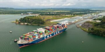 Canal de Panamá aplicará un recorte histórico: solo ocurrió una vez en más de un siglo