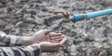 Crisis hídrica en Honduras: entrega pública de agua dejó fuera a 6 de cada 10 viviendas en Tegucigalpa