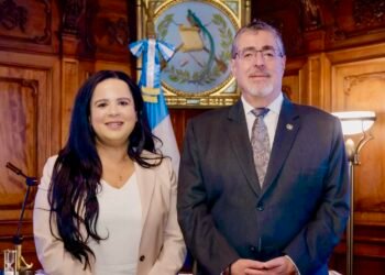EE UU y Guatemala afianzan cooperación para combatir el narcotráfico tras visita de subsecretaria para Centroamérica