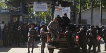 Guatemala evalúa beneficios para 5,000 reos ante cárceles con 299% de ocupación