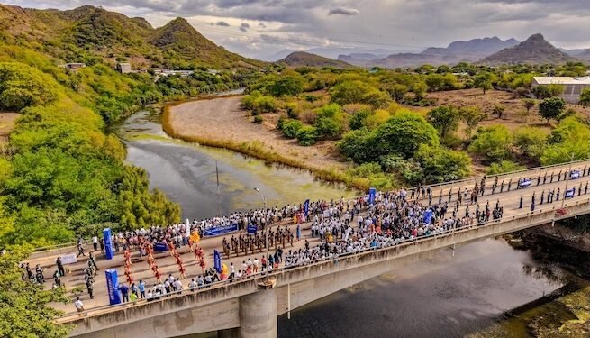 El Salvador entrega Antorcha Centroamericana a autoridades hondureñas
