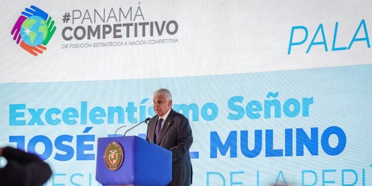 Presidente Mulino pide a empresarios trabajar con gobierno de Panamá para elevar la competitividad