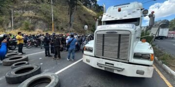 Guatemala se prepara para más protestas: más de 100 buses marcharán hacia la capital