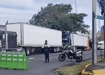 Transportistas protestan frente a Casa Presidencial de Costa Rica