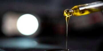 Costa Rica abrió el primer laboratorio para fabricar cannabis medicinal