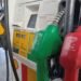 Presidente guatemalteco firma la ley que elimina temporalmente impuestos a combustibles hasta diciembre