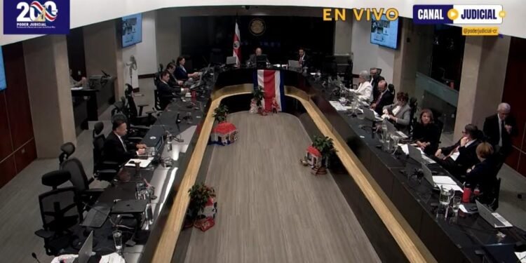 Recorte presupuestario dejaría sin municiones al OIJ en Costa Rica, denuncia su director