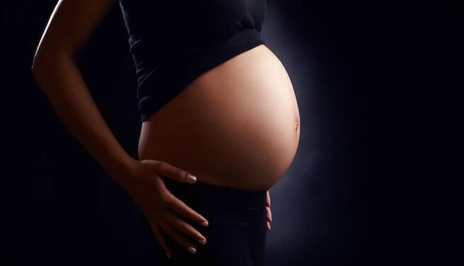 Costa Rica registró 1,574 nacimientos de madres adolescentes en 2025