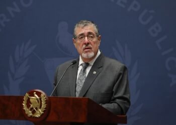 Gobierno de Guatemala propone presupuesto de $25,104 millones para 2027 con énfasis en inversión social e infraestructura