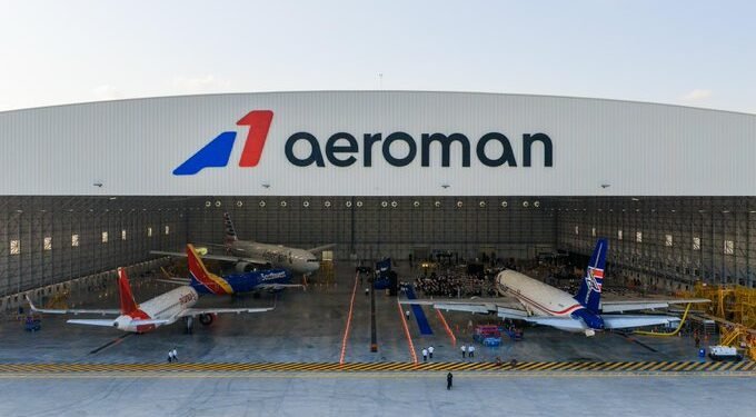 La estadounidense AAR toma el control de Aeroman en El Salvador con la compra del 65 % de su matriz