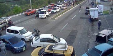 Policía de Guatemala reporta despeje de las carreteras y retiro de todos los bloqueos