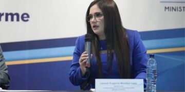 Ministerio Público de Guatemala destituye fiscal vinculada con intento de dinamitar las elecciones de 2023