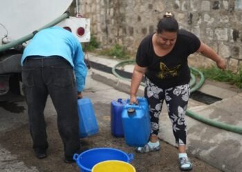 Alcalde de Tegucigalpa dice que fuertes lluvias no han resuelto la crisis de abastecimiento de agua
