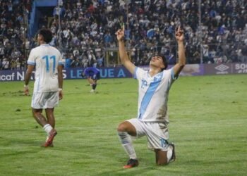 Guatemala golea 6-0 a El Salvador y recupera terreno en la Liga de Naciones