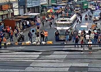 Guatemala cumple cinco días de bloqueos por protestas contra el alza de los combustibles
