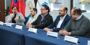Guatemala fortalece talento para ingresar a industria de semiconductores con apoyo de Taiwán