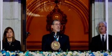 Presidente de Guatemala insiste en avances en justicia, seguridad y desarrollo durante aniversario de independencia de Guatemala