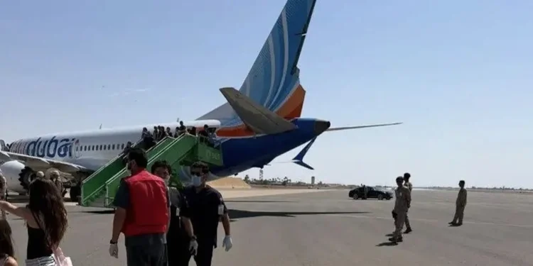 Vuelo de Flydubai aterriza en Arabia Saudita tras violento incidente entre pilotos