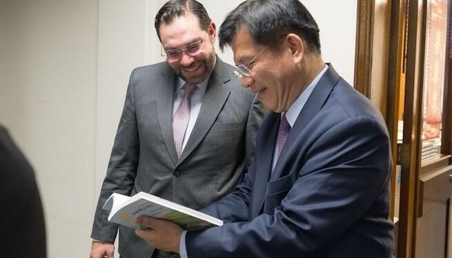 Taiwán abre posibilidades de retomar relaciones con Honduras durante visita de diputado liberal