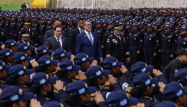 Guatemala incorpora 3,098 nuevos policías para reforzar la seguridad