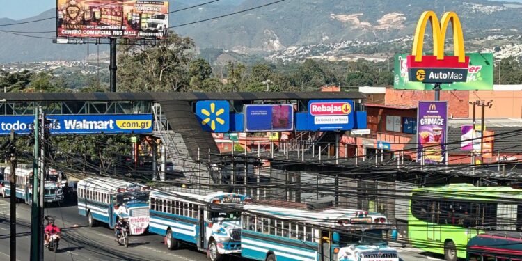 Bloqueos en Guatemala ponen en riesgo $150 millones en mercancías cada día