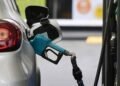 Centroamérica dividida por el combustible: el diésel cuesta 36% más en Guatemala que en El Salvador
