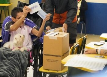 Gobierno de Costa Rica busca recortar más de $41 millones al Tribunal Electoral, pese a organización para elecciones de 2028