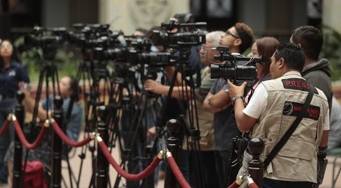 La Policía de Guatemala anuncia resguardo para periodistas previo a elecciones de 2027: 73 agresiones en seis meses