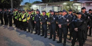 Policía panameña comprará 4,000 cámaras corporales para reforzar vigilancia y documentar intervenciones policiales