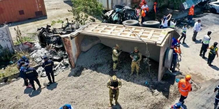 El Salvador reactiva controles a camiones tras tragedia que dejó dos muertos
