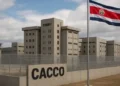 Docente universitario interpone un amparo contra la construcción, inauguración y traslado de presos a nueva cárcel de Costa Rica