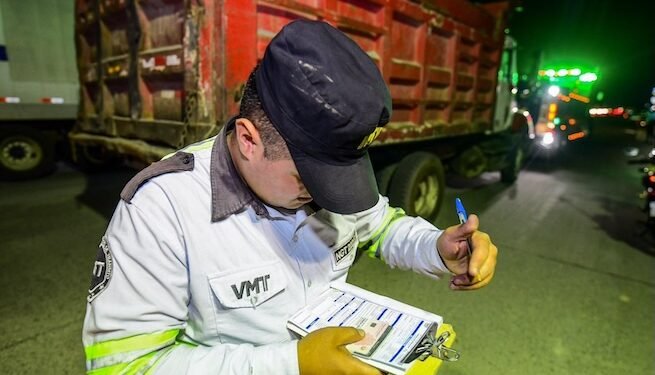 El Salvador endurece controles al transporte de carga pesada tras accidentes múltiples