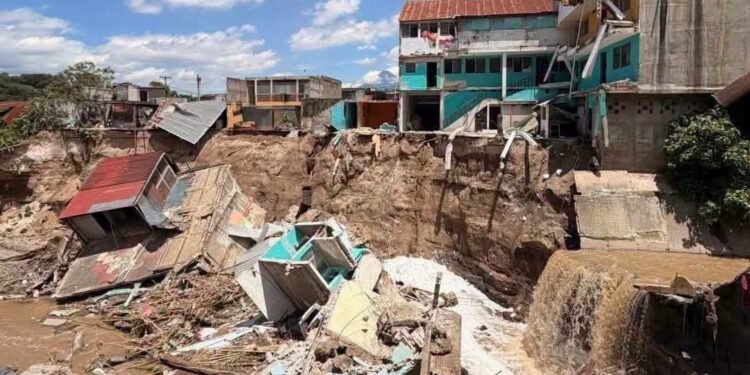 Corte de Constitucionalidad de Guatemala ordena al Gobierno atender emergencia por erosión en Villa Hermosa