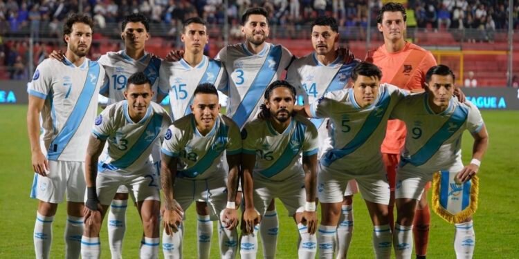 Guatemala busca el liderato ante Surinam en la Liga de Naciones