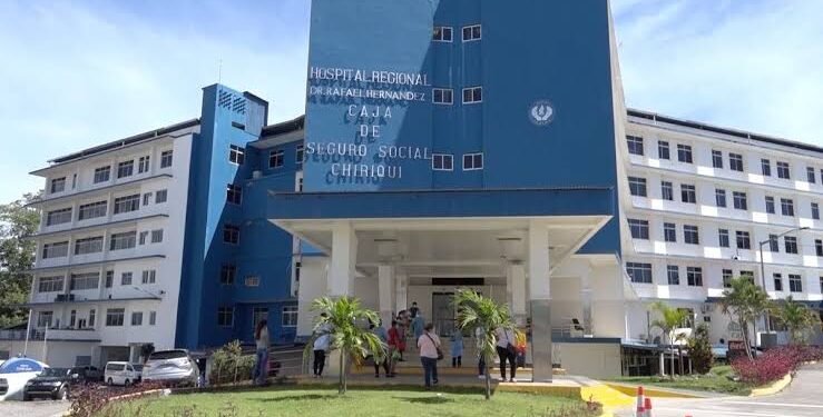 Solo el 27% está satisfecho con los servicios de salud en Panamá y la atención pública queda 41 puntos detrás de la privada